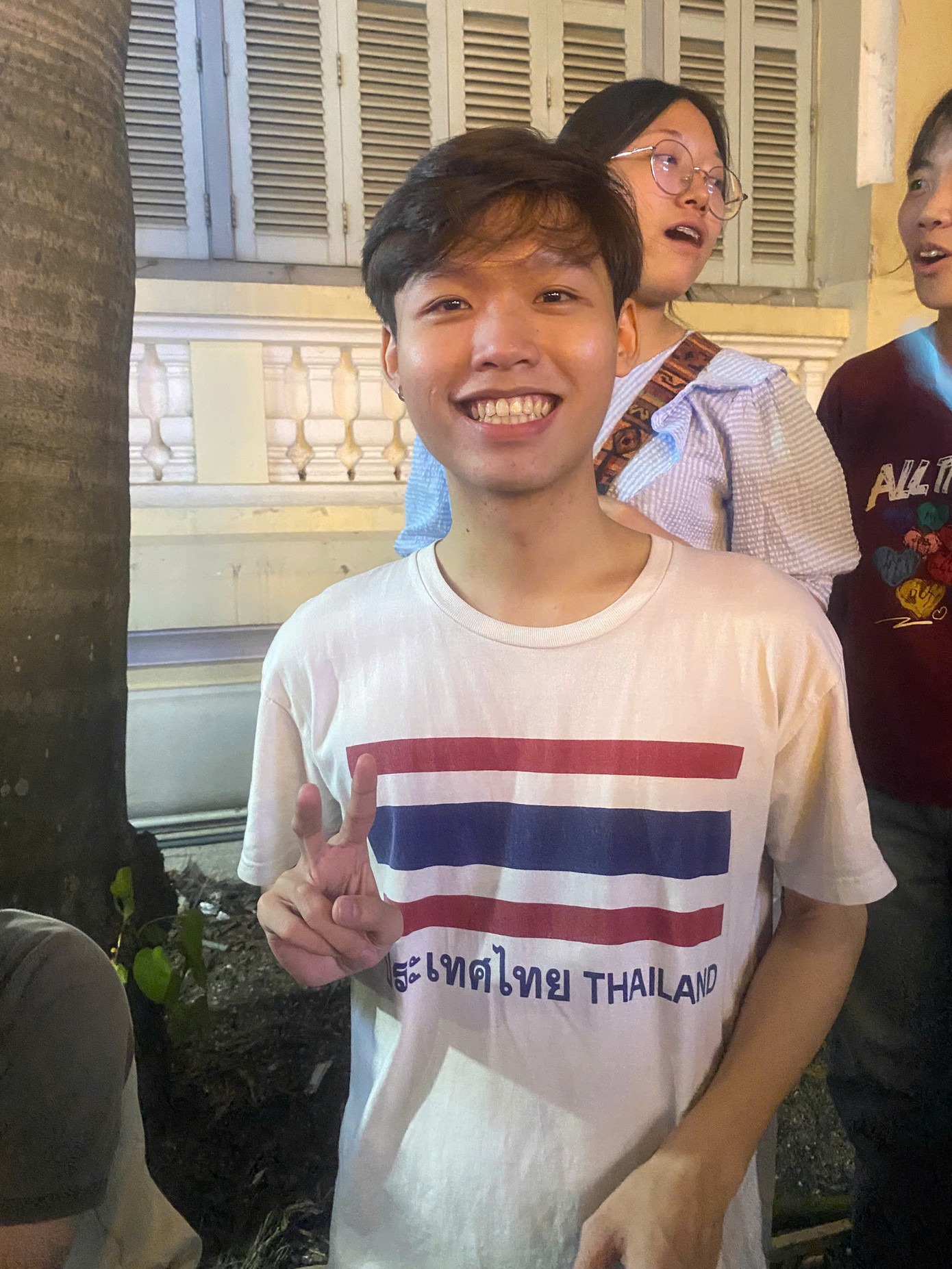 Quang Khoa (khoa Ngữ văn Nga, trường ĐH KHXH&NV, ĐHQG TP. HCM) bày tỏ: “Đây là năm thứ hai, mình tham gia Countdown ở TP. HCM và được tận hưởng không khí nhộn nhịp này. Mình đã tìm hiểu về sự kiện và có biết sự kiện có sự góp mặt của ca sĩ Sơn Tùng M-TP. Mình ấn tượng với anh vì anh vẫn giữ được lửa nghề và sự nổi tiếng của chính mình”.