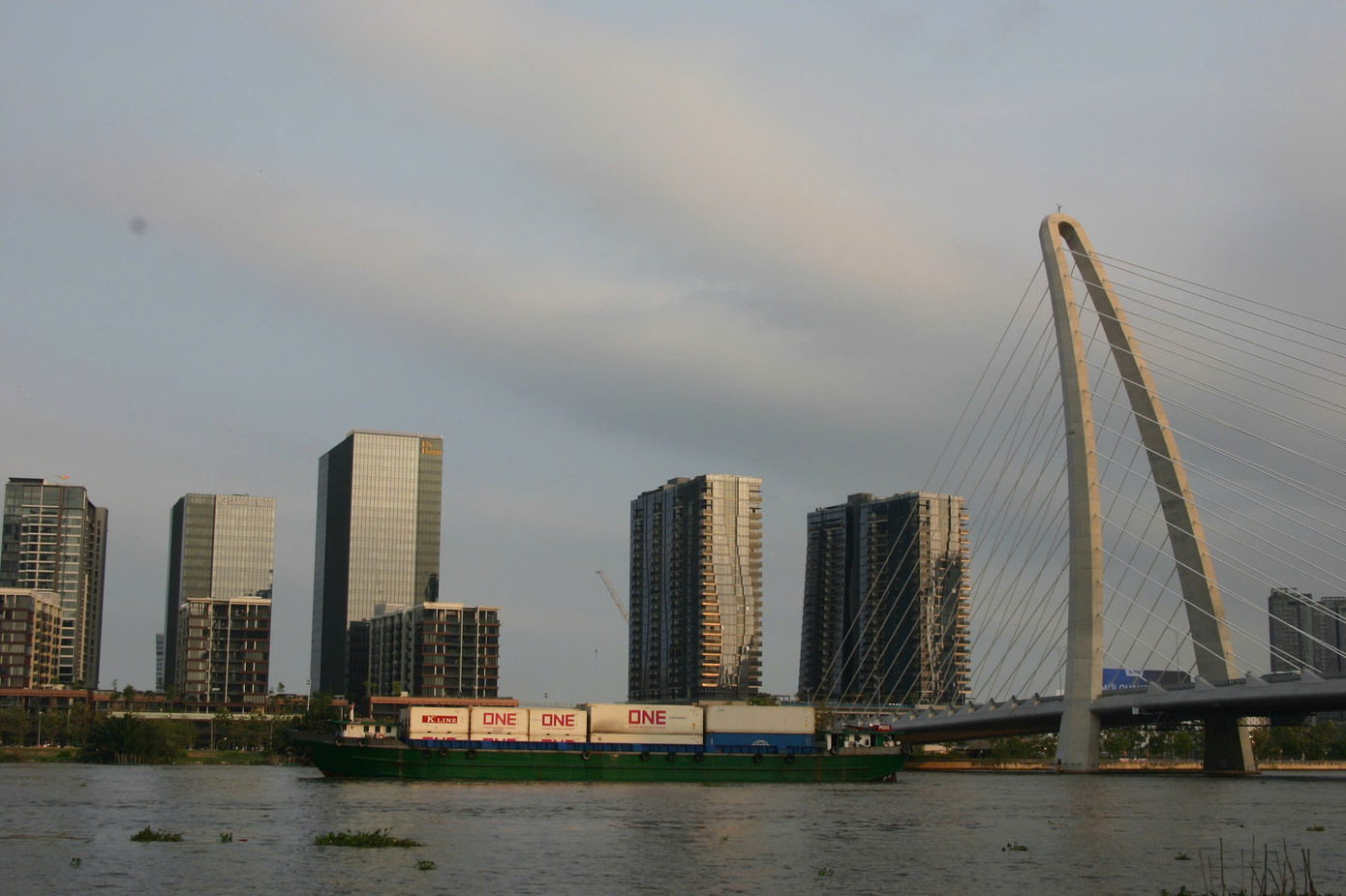 Những view 'sống ảo' ấn tượng tại khu vực Ga Ba Son hấp dẫn nhiều bạn trẻ Sài Gòn. Những view 'sống ảo' ấn tượng tại khu vực Ga Ba Son hấp dẫn nhiều bạn trẻ Sài Gòn.