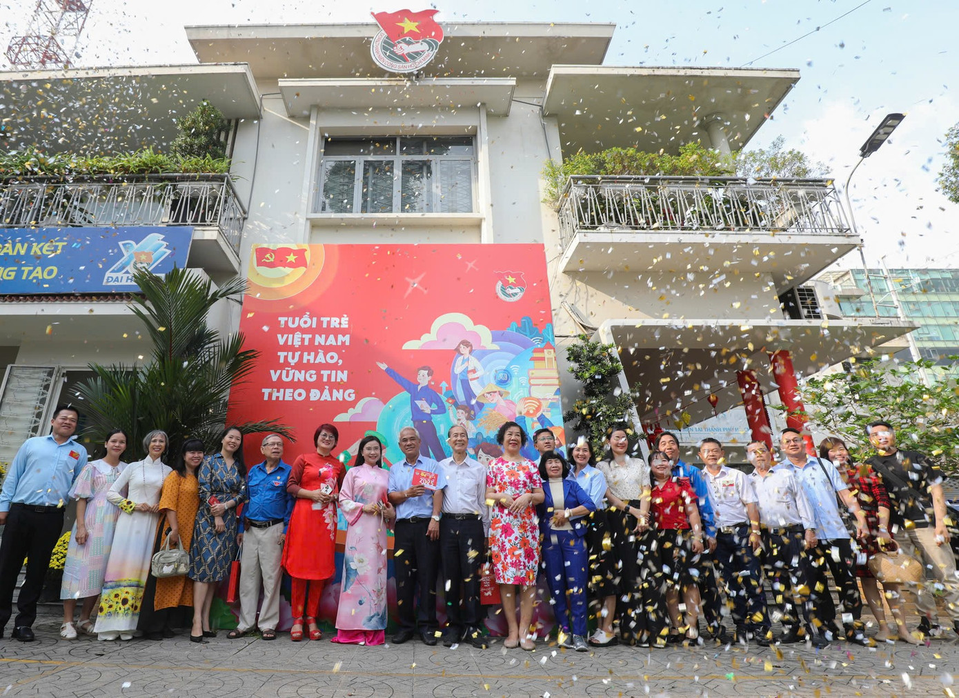 Nghi thức khai Xuân đầu năm của các đơn vị trực thuộc cơ quan T.Ư Đoàn phía Nam. (Ảnh: Duy Anh)