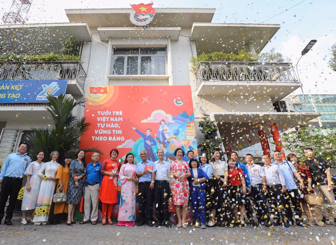 Nghi thức khai Xuân đầu năm của các đơn vị trực thuộc cơ quan T.Ư Đoàn phía Nam. (Ảnh: Duy Anh)