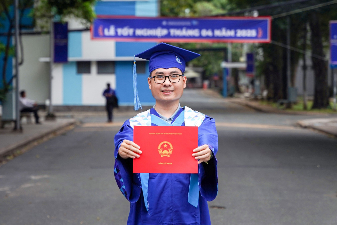 Lã Nguyễn Gia Hy ngày nhận bằng tốt nghiệp. (Ảnh: NTCC)