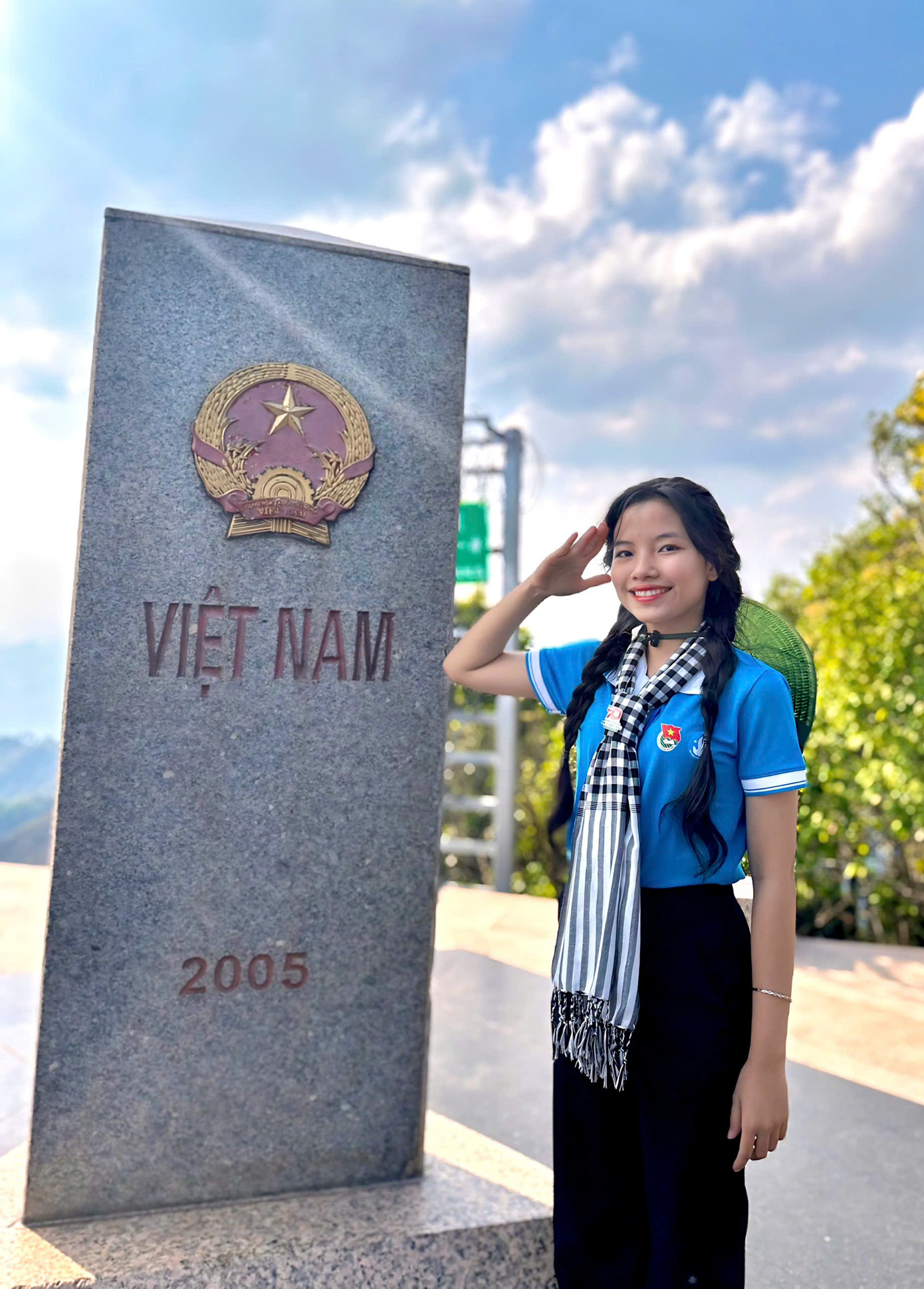 Hoạt động Đoàn - Hội đã đưa Trúc đi nhiều nơi. Hoạt động Đoàn - Hội đã đưa Trúc đi nhiều nơi.