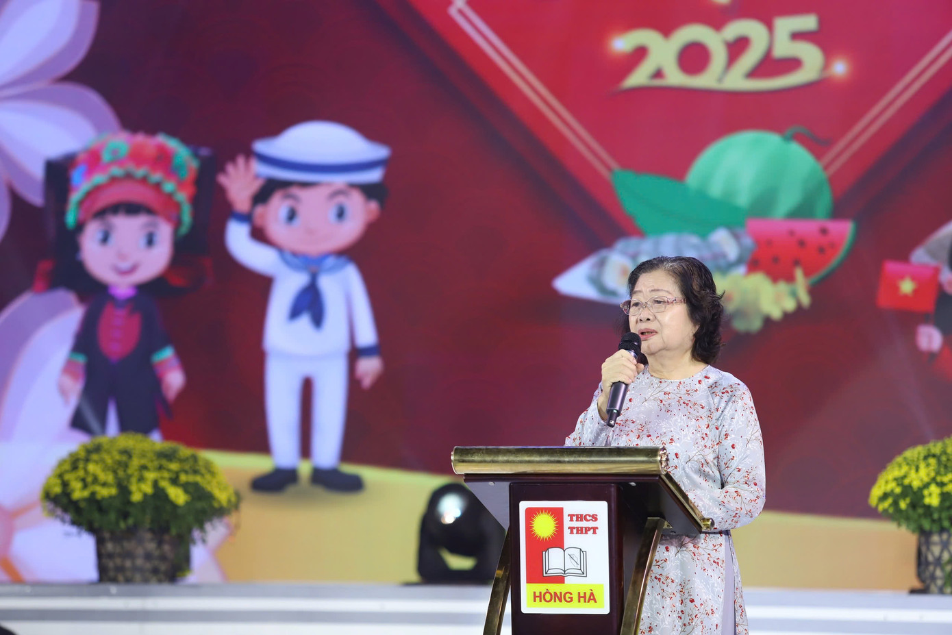 Bà Trương Mỹ Hoa phát biểu tại chương trình. Bà Trương Mỹ Hoa phát biểu tại chương trình.