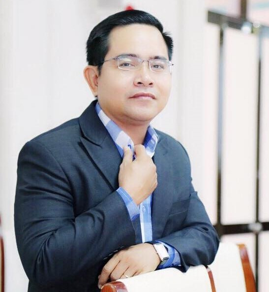 TS Nguyễn Hữu Long đưa thêm những lời khuyên cho phụ huynh thí sinh trước ngày thi. TS Nguyễn Hữu Long đưa thêm những lời khuyên cho phụ huynh thí sinh trước ngày thi.