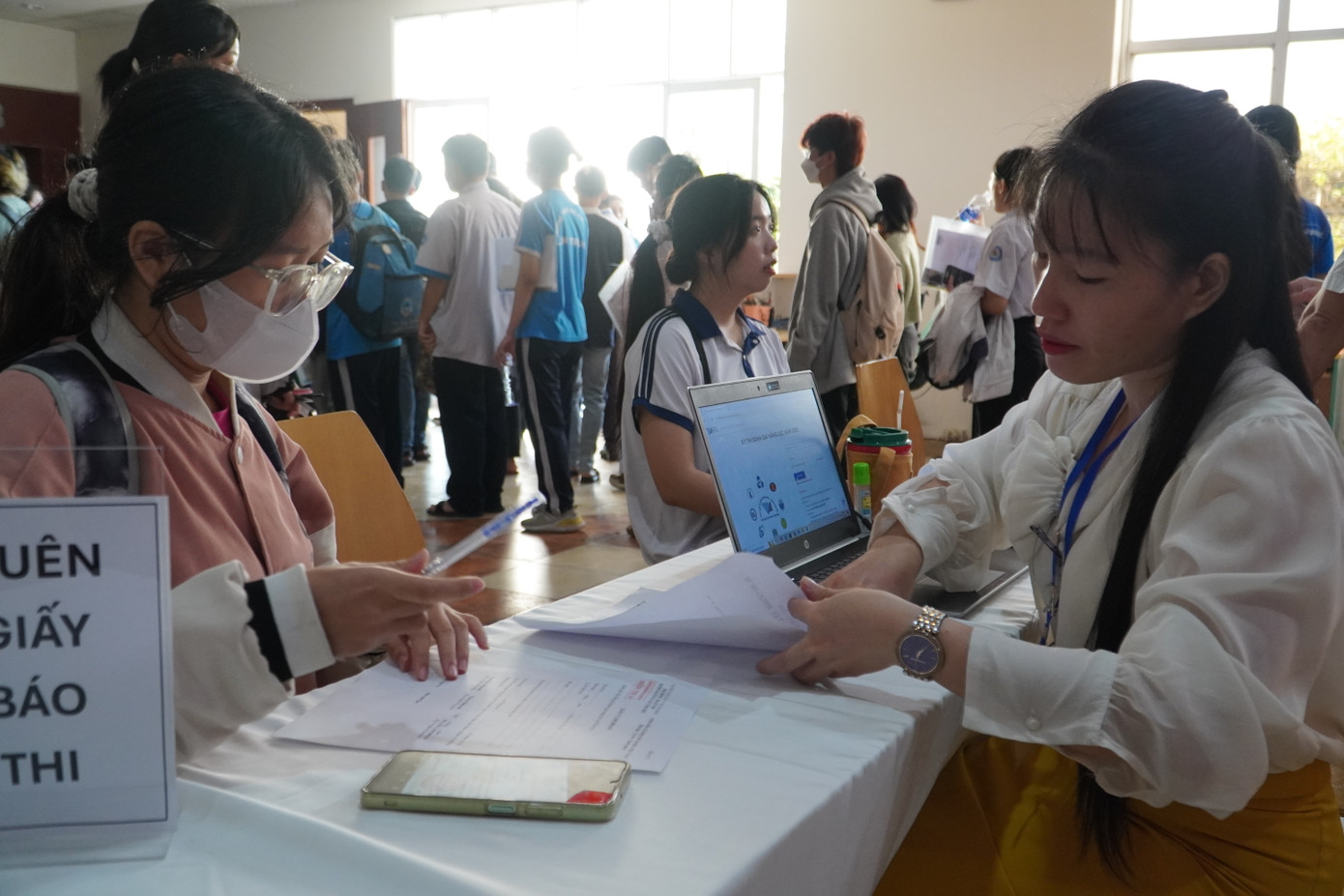 Thí sinh dự thi Kỳ thi Đánh giá Năng lực đợt 1, năm 2025 do ĐHQG TP. HCM tổ chức. Thí sinh dự thi Kỳ thi Đánh giá Năng lực đợt 1, năm 2025 do ĐHQG TP. HCM tổ chức.