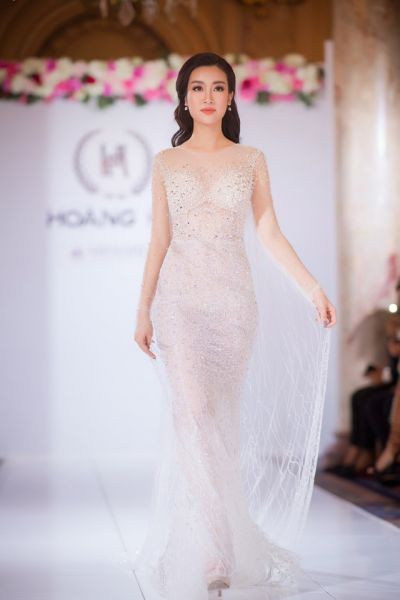 Menard đồng hành cùng nhà thiết kế Hoàng Hải gây tiếng vang tại Canes ảnh 3