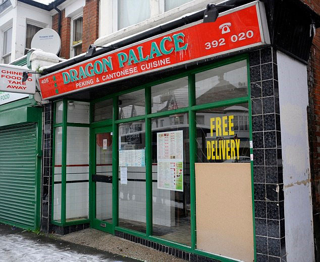 Nhà hàng Trung Quốc đã bị đóng cửa ngay sau khi các thanh tra y tế phát giác vụ việc