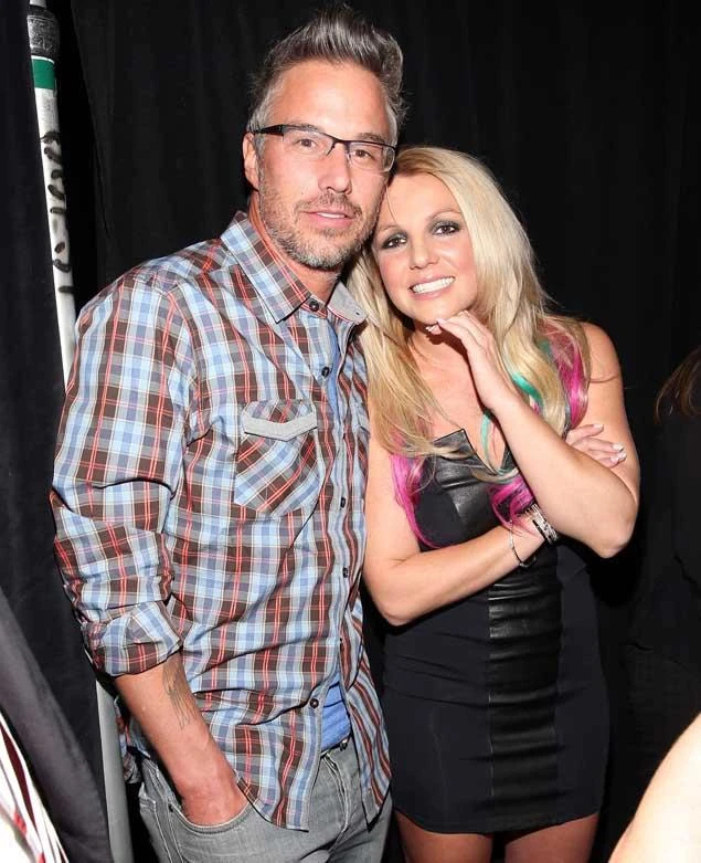 Britney cùng hôn phu của mình