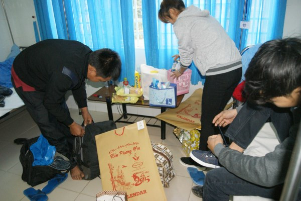 Niềm vui ngày xuất viện của các nạn nhân vụ sập hầm ảnh 10