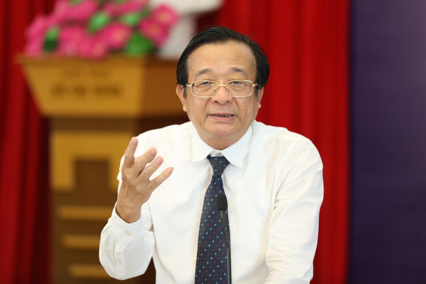 Ông Nguyễn Quốc Hùng, Tổng Thư ký Hiệp hội Ngân hàng Việt Nam Ông Nguyễn Quốc Hùng, Tổng Thư ký Hiệp hội Ngân hàng Việt Nam