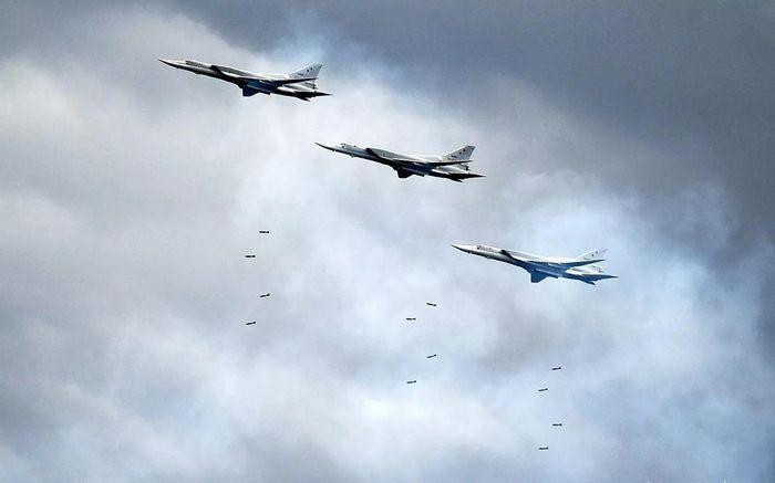 Máy bay ném bom tầm xa Tu-22M3