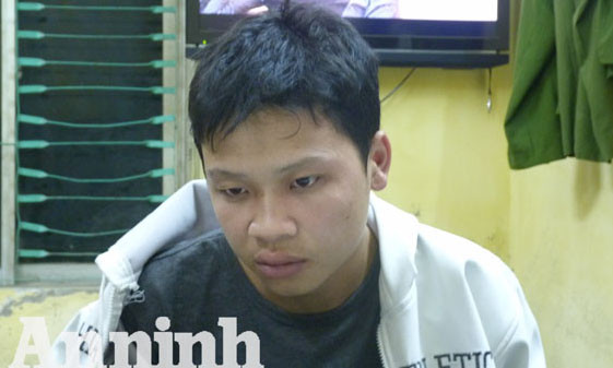 Đối tượng Nguyễn Xuân Ngọc tại cơ quan CA. Ảnh: ANTĐ
