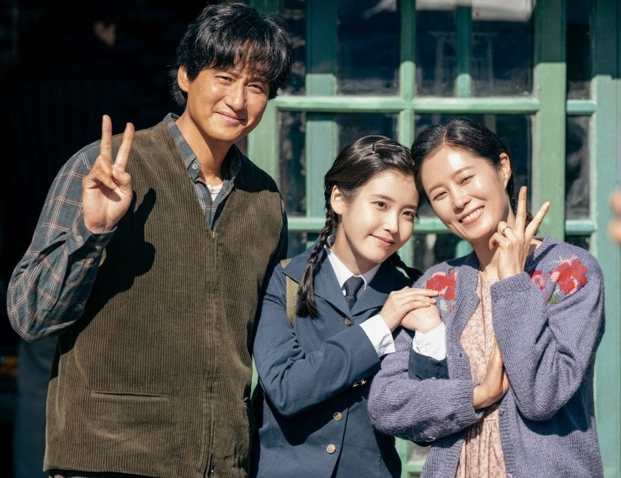 Trong Khi cuộc đời cho bạn quả Quýt, anh được yêu mến với hình tượng người chồng quốc dân. Trong Khi cuộc đời cho bạn quả Quýt, anh được yêu mến với hình tượng người chồng quốc dân.