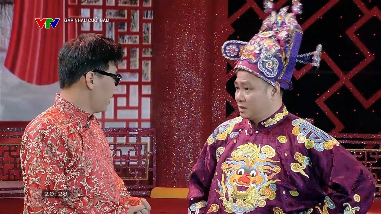 Không còn là Anh trai vượt ngàn chông gai, NSND Tự Long giờ đây là "chông gai" của người khác. Không còn là Anh trai vượt ngàn chông gai, NSND Tự Long giờ đây là "chông gai" của người khác.