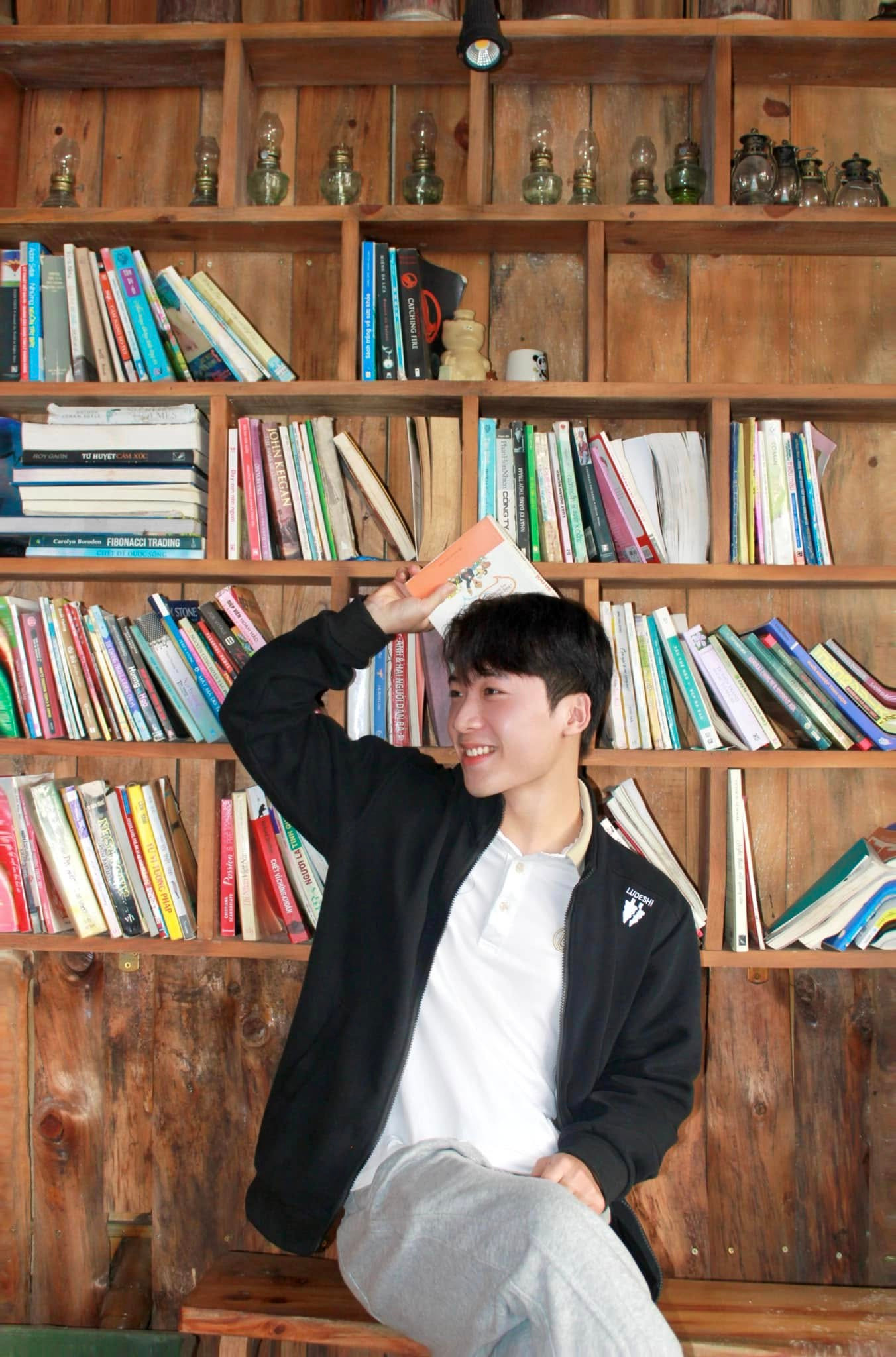 Vì xúc động trước tình cảm của những người xung quanh tại bệnh viện, Vĩnh Hưng đã quyết định chia sẻ lại câu chuyện ấm áp này với cộng đồng mạng.