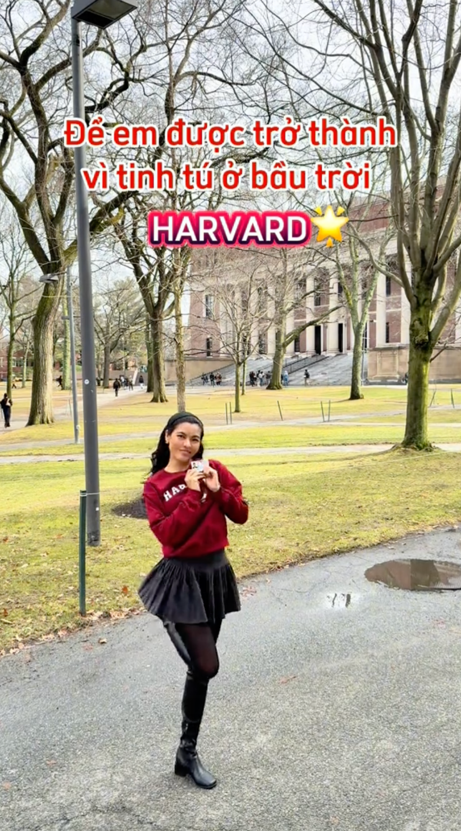 Cách đây không lâu, Phương Thảo từng đăng tải loạt video liên quan đến việc được nhận vào học tại ĐH Harvard. Ảnh chụp màn hình. Cách đây không lâu, Phương Thảo từng đăng tải loạt video liên quan đến việc được nhận vào học tại ĐH Harvard. Ảnh chụp màn hình.