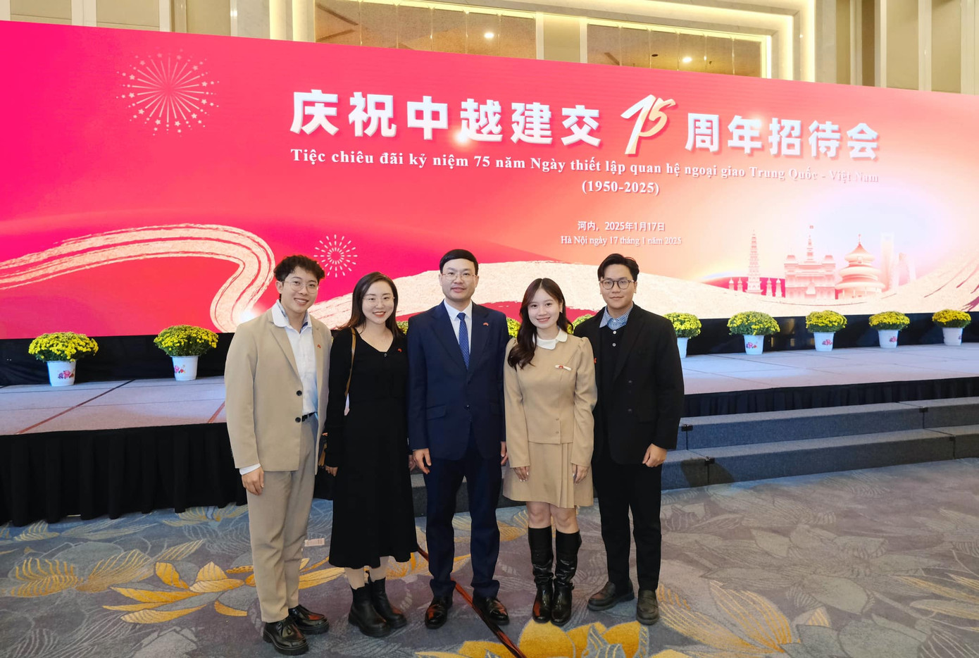 Tự tin khẳng định cô nàng đã "thắng đời 1-0" bởi có quá nhiều trải nghiệm chẳng khác gì "nữ chính ngôn tình".