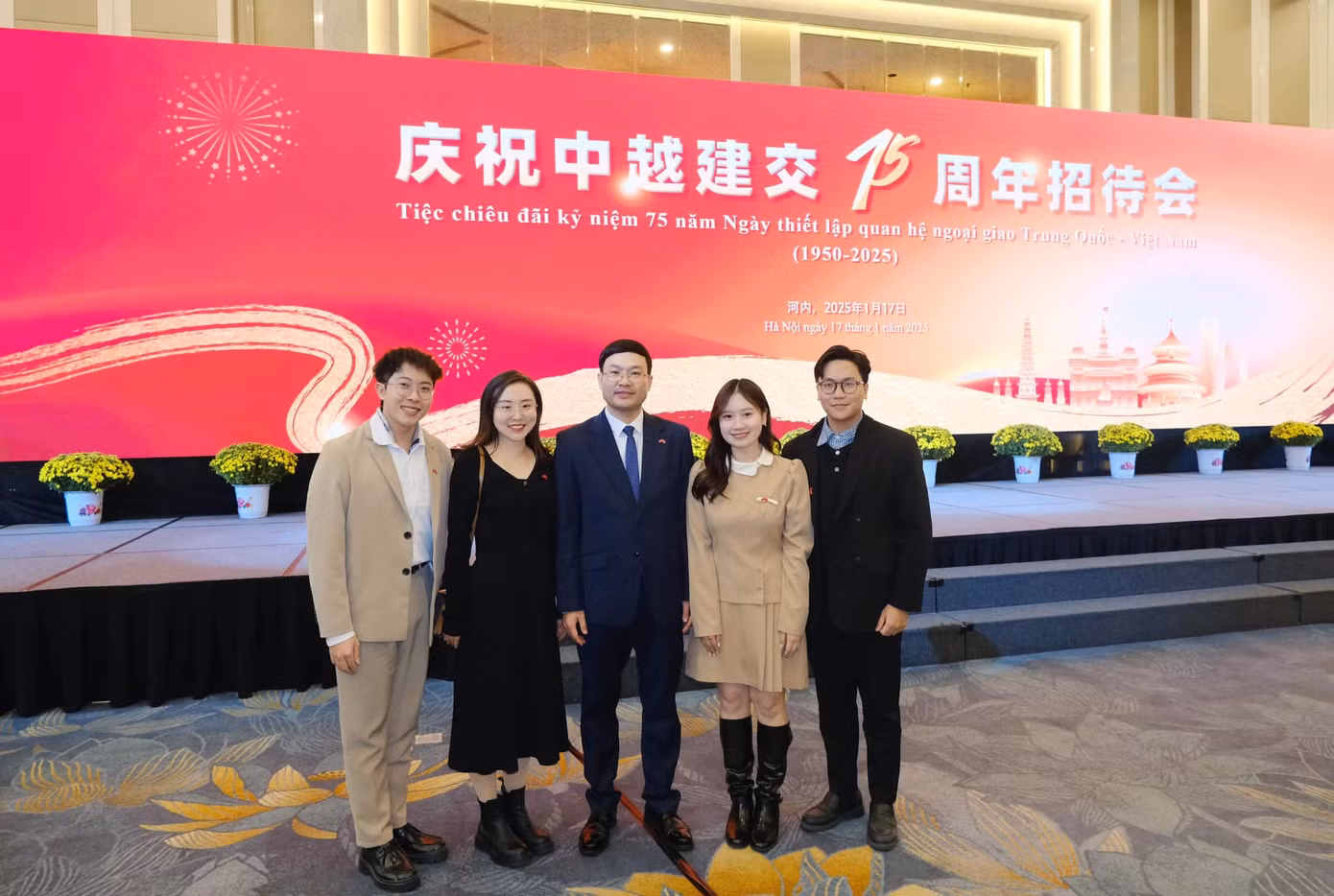 Tự tin khẳng định cô nàng đã "thắng đời 1-0" bởi có quá nhiều trải nghiệm chẳng khác gì "nữ chính ngôn tình".