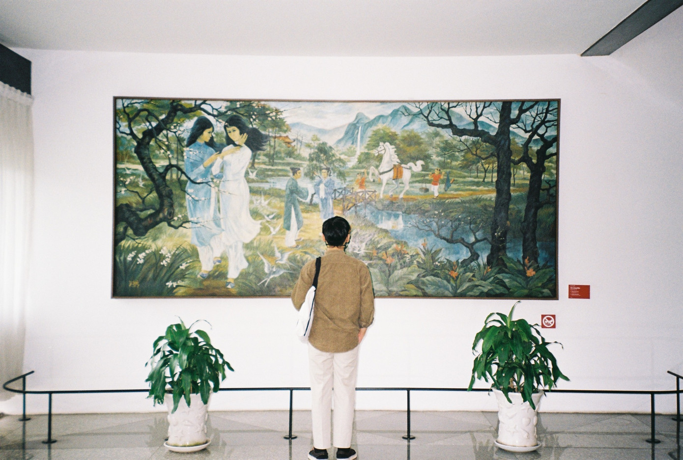 Loạt ảnh tại Dinh Độc Lập hứa hẹn sẽ không khiến các "cư dân" Threads City thất vọng. Ảnh: Võ Thuật, Trọng Nhân, Trọng Đoàn.