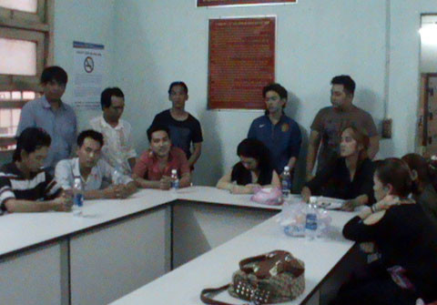 Những người họ hàng điều hành đường dây mại dâm phục vụ người nước ngoài. Ảnh: Q.T