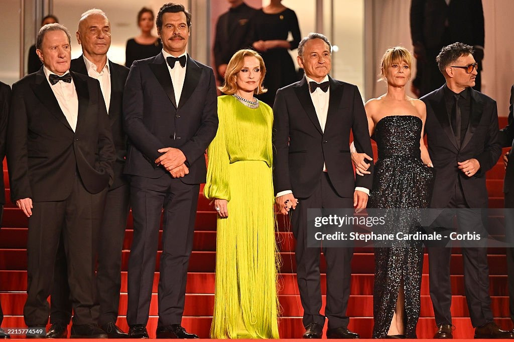 Tác phẩm La Femme La Plus Riche Du Monde (The Richest Woman In The World) cũng ra mắt vào ngày 18/5. Phim của đạo diễn Thierry Klifa, với nội dung xoay quanh vụ bê bối nổ ra sau khi bà lão 90 tuổi giàu có tặng hàng triệu USD cho nghệ sĩ trẻ tuổi. Sau đó, con gái bà phát hiện ra hành vi tham nhũng liên quan đến một cựu tổng thống. Ảnh: Getty Images.