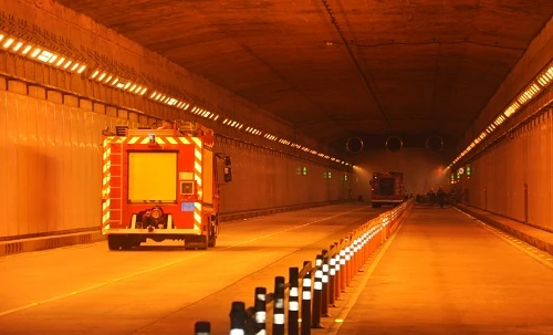 Vụ tai nạn gây cháy trong hầm vượt sông Sài Gòn