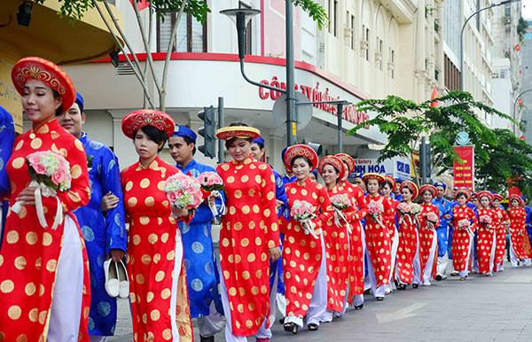 TPHCM cưới tập thể cho 100 đôi thanh niên công nhân dịp lễ 2/9 ảnh 1