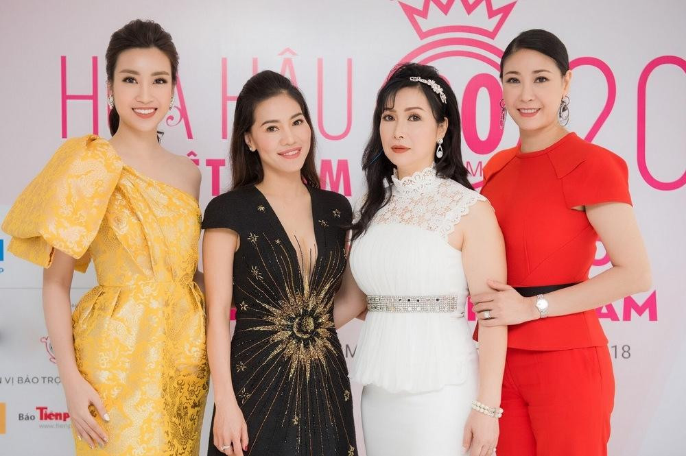 Tại cuộc thi Hoa hậu Việt Nam 2018, Hoa hậu Đỗ Mỹ Linh được công bố là thành viên Ban giám khảo cùng các đàn chị kỳ cựu đi trước như Bích Phương, Hà Kiều Anh.