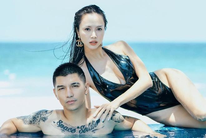 Vào tháng 8/2019, cặp đôi chính thức công khai chuyện tình cảm và được đánh giá là cặp đôi tương xứng, nóng bỏng nhất nhì showbiz Việt. Vũ Ngọc Anh cũng không ngần ngại dành cho người yêu những lời khen 'có cánh'.