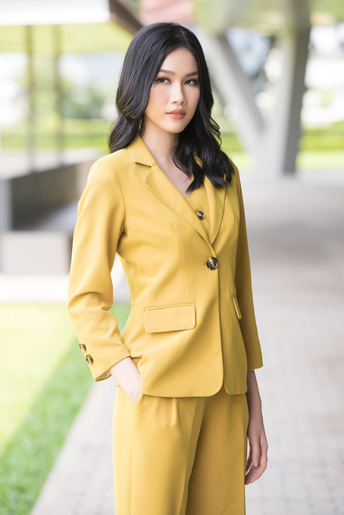 Cô xuất hiện tại chương trình với vai trò khách mời để chia sẻ về việc “Chọn lựa công việc vì đam mê hay tiền lương” - đây cũng là chủ đề đáng quan tâm trong giới trẻ ngày nay. Cô xuất hiện tại chương trình với vai trò khách mời để chia sẻ về việc “Chọn lựa công việc vì đam mê hay tiền lương” - đây cũng là chủ đề đáng quan tâm trong giới trẻ ngày nay.