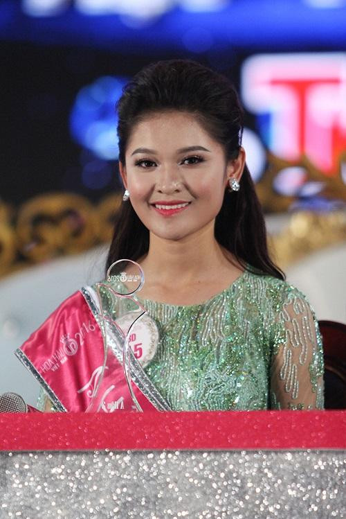 Sau bước đệm FTUCharm, hai tháng sau, Thuỳ Dung chính thức tham gia vào cuộc thi Hoa hậu Việt Nam 2016. Đối thủ của Thùy Dung lúc này không chỉ là các “bông hoa” của Đại học Ngoại thương mà là hàng trăm cô gái xinh đẹp khác đến từ khắp các tỉnh thành trên cả nước. Từ một thí sinh bình thường trong những ngày đầu dự thi, Thùy Dung dần tỏa sáng và chạm tay đến ngôi vị Á hậu 2 cao quý.