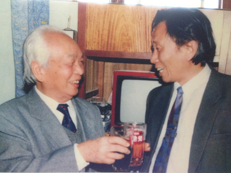 Đại tướng Võ Nguyên Giáp và Giáo sư Phạm Đức Dương trong một lần gặp gỡ 