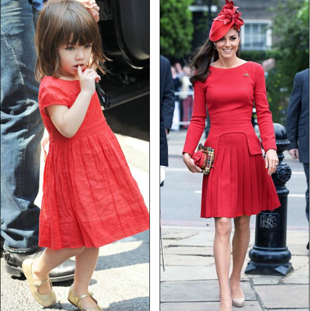 Cô nàng Cruise lựa chọn một màu đỏ tươi trong khi Kate mặc một bộ trang phục của Alexander McQueen