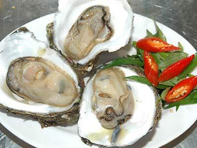 Sở thích ăn thịt, cá, sò sống sẽ tạo điều kiện cho giun sán xâm nhập vào cơ thể gây bệnh