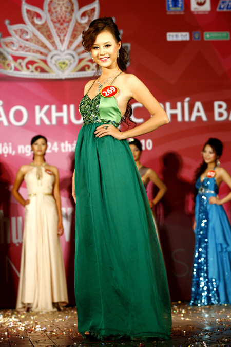 Thí sinh Lê Thu Huyền Trang