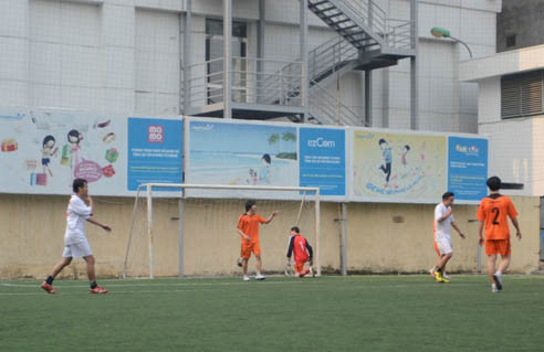 Lưới của BKAV liên tục bị rung lên trước các chân sút của Viettel