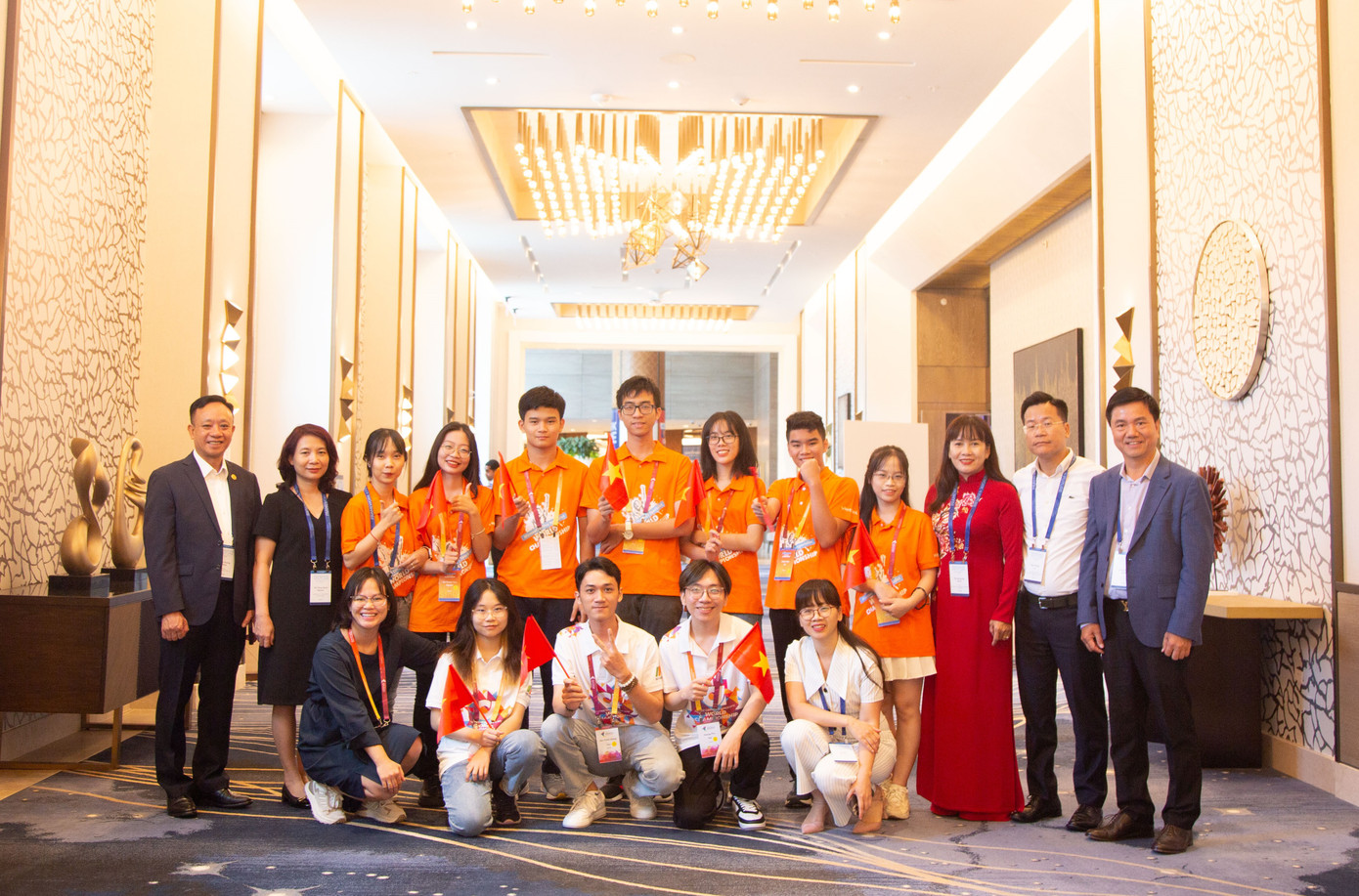 Đội tuyển MOS và ACP cùng đoàn đại biểu Việt Nam tham dự VCK Thế giới.