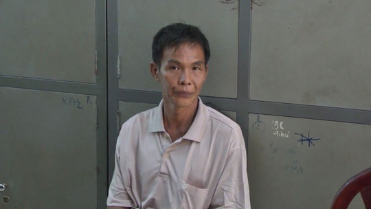 Kinh hoàng phát hiện thi thể đang bị phân hủy trong lu ảnh 1