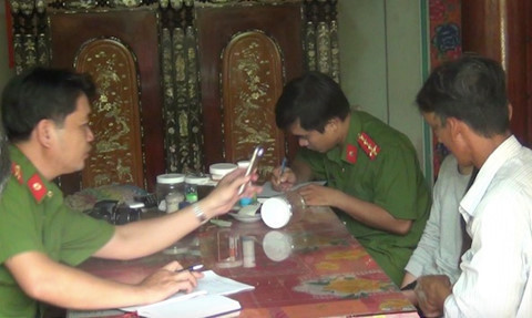 Nghi phạm thảm sát 3 người ở Tiền Giang lập mưu trước 2 tháng ảnh 2