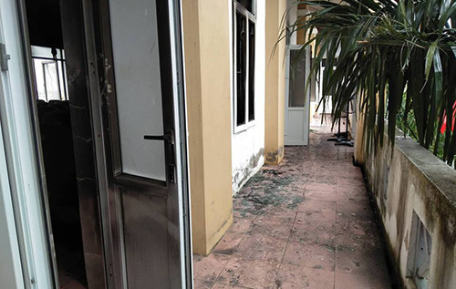 Trụ sở xã ở Thanh Hoá bất ngờ nổ lớn rồi bốc cháy ảnh 1