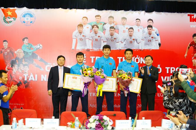 U23 Việt Nam: 'Không quản mưa tuyết, cứ ra sân là 'chiến' thôi' ảnh 2
