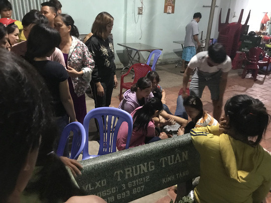 Mới nhất vụ cả gia đình thương vong trong tiệm cầm đồ khóa trái cửa ảnh 1