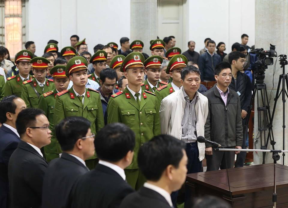 Tuyên buộc ông Đinh La Thăng bồi thường 30 tỷ đồng ảnh 2 Tuyên buộc ông Đinh La Thăng bồi thường 30 tỷ đồng ảnh 2