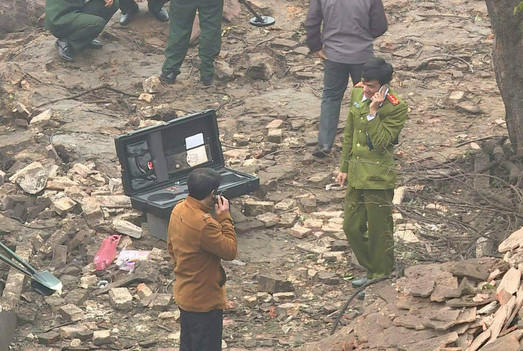 Rùng mình hố sâu 3m, đường kính 50m ở tâm vụ nổ tại Bắc Ninh ảnh 2