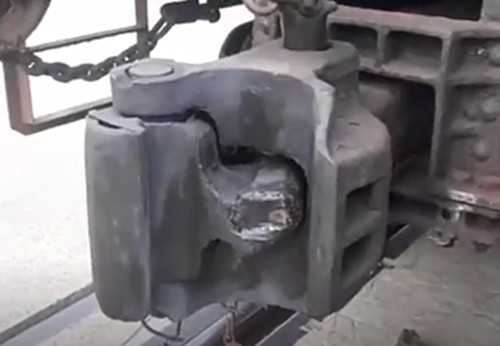 Tàu chở hàng bị đứt toa ở Quảng Nam ảnh 1