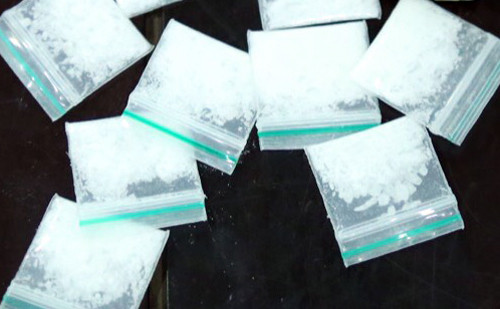 100 chiến sĩ đột kích quán bar lúc rạng sáng ảnh 1