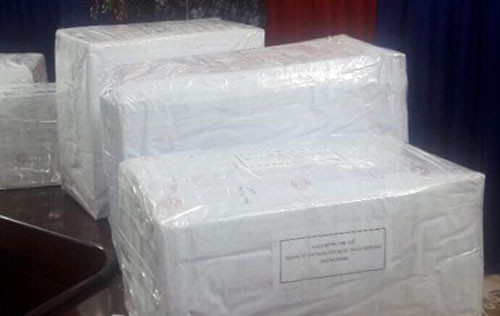 Hai ôtô chở 288 bánh heroin lao vào cảnh sát ảnh 2