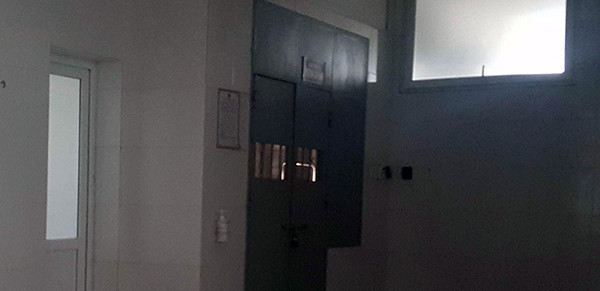 Cận cảnh nơi 2 phạm nhân bỏ trốn khi đang điều trị ở bệnh viện ảnh 3