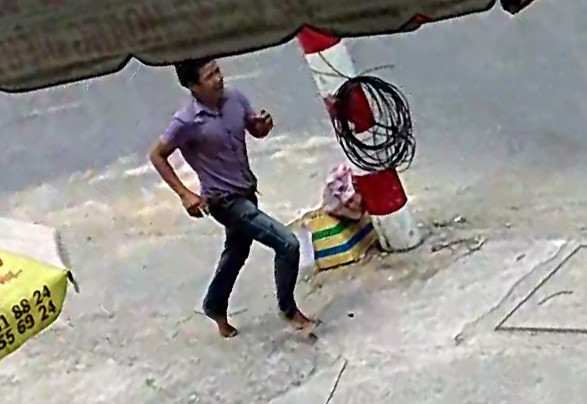 Kẻ trút mưa dao giết vợ 'hờ' khai uống 6 lon bia trước khi ra tay ảnh 3