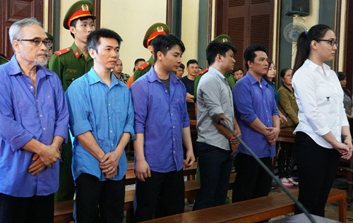 Giữ im lặng, bà trùm ma túy ở Sài Gòn vẫn bị tuyên án tử ảnh 2